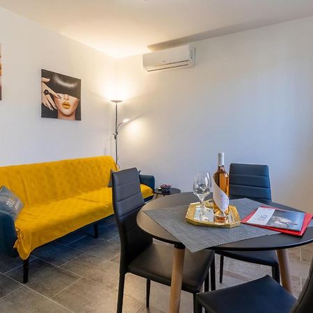 Apartment Brdanovic เซรส ภายนอก รูปภาพ