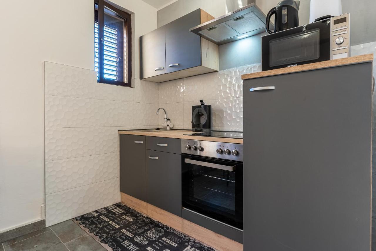 Apartment Brdanovic เซรส ภายนอก รูปภาพ